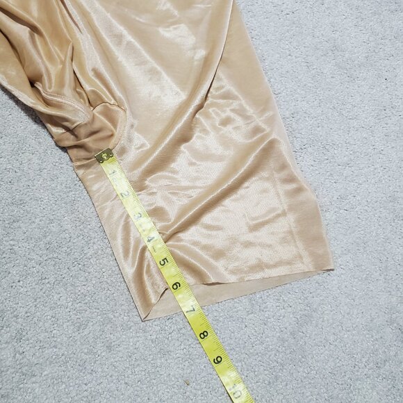 SPANX Skinny Britches Mid-Thigh Shorts Flat Seams Shapewear Beige Nude Womens XL - Picture 13 of 13